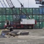 KBOBABEL.COM (PANGKALPINANG) – Polemik terkait belasan kontainer berisi mineral ilmenite di Pelabuhan Pangkal Balam akhirnya mendapat klarifikasi dari pihak perusahaan. PT PMM memastikan bahwa informasi yang menyebut kontainer tersebut “ditahan” oleh instansi tertentu tidak sepenuhnya tepat dan berpotensi menyesatkan persepsi publik. Minggu (19/4/2026).