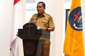 Gubernur NTT Dorong Wisudawan UKAW Jadi Pencipta Lapangan Kerja