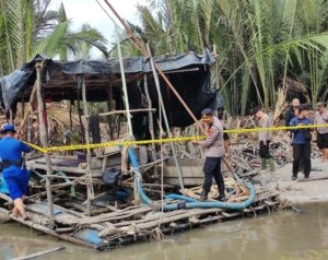 Polres Bangka Tertibkan Tambang Ilegal di Jade Bahrin, Sejumlah Ponton Dipasang Police Line