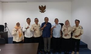 KBOBABEL.COM (PANGKALPINANG) — Komitmen terhadap keterbukaan informasi publik kembali mendapat sorotan serius. Ketua Komisi Informasi Pusat, Donny Yoesgiantoro, melakukan kunjungan kerja ke Komisi Informasi Provinsi Kepulauan Bangka Belitung (KI Babel), Rabu (6/5/2026), didampingi Bahar Buasan sebagai anggota DPD RI dapil Bangka Belitung.