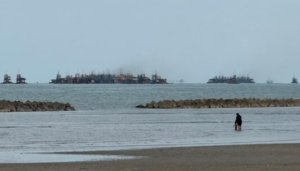 Heboh! Ratusan Ponton Tambang Diduga Ilegal Beroperasi di Perairan Pasir Padi