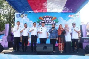Dessy Ayutrisna Apresiasi Pentas Seni dan UMKM Siswa di SMKN 2 Pangkalpinang