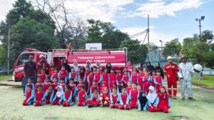 Puluhan Siswa TK Antusias Ikuti Edukasi Keselamatan Kebakaran Bersama PT TIMAH Tbk
