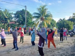 PT TIMAH Ajak Lansia di Mentok Hidup Sehat Lewat Kegiatan Senam Bersama