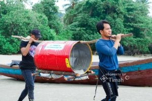 PT Timah Tebar Ratusan Ribu Anakan Cumi di Perairan Bangka, Dukung Rehabilitasi Ekosistem Laut