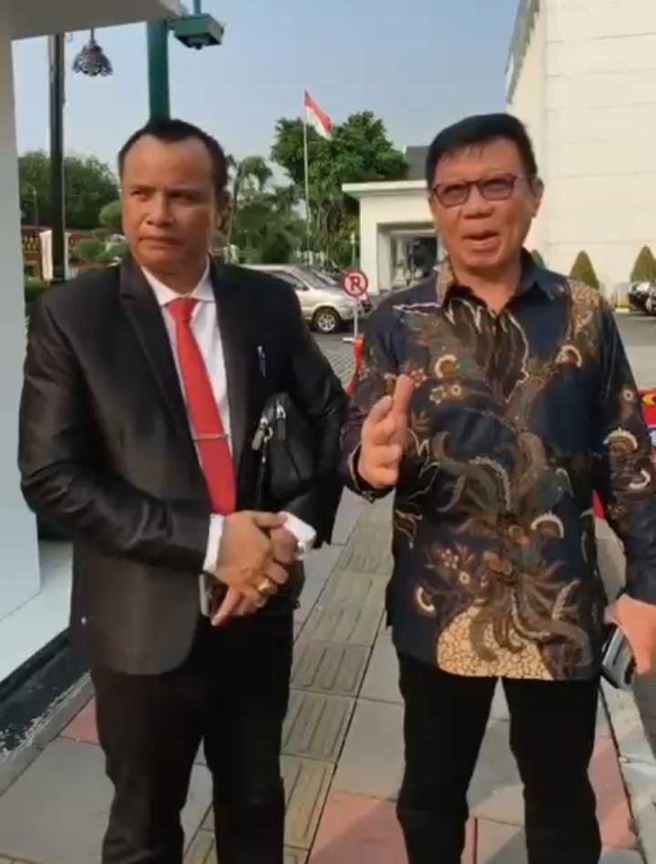 KBOBABEL.COM (JAKARTA)– Polemik yang menyeret nama PT Putra Prima Mineral Mandiri (PMM) terkait dugaan penyelundupan barang berbahaya, material radioaktif hingga tuduhan adanya komoditas bernilai triliunan rupiah akhirnya mendapat ruang klarifikasi di tingkat pemerintah pusat.