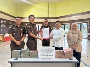 Kejari Bateng Terima Rp500 Juta dari Herman Fu, Terkait Kasus Korupsi Tambang Timah