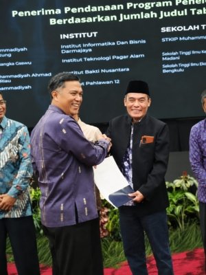 Unmuh Babel Cetak Prestasi Gemilang di Tingkat Regional, Raih Predikat Terbaik dalam Hibah PKM dan Pendanaan Penelitian