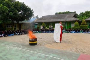 Santri Darul Furqan Dibekali Kesiapsiagaan Bencana, PT TIMAH Gelar Simulasi Penanganan Kebakaran