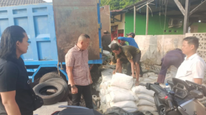 Kasus Penampungan 21,6 Ton Ilmenit Ilegal Naik ke Meja Hijau, Polres Bangka Serahkan Tersangka ke Jaksa