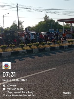 ANTREAN PANJANG DI SPBU BEROK KOBA, WARGA PERTANYAKAN PENYEBABNYA