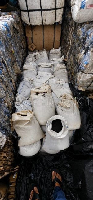 Nyaris Berlayar ke Jakarta, Belasan Ton Timah Diduga Ilegal Diamankan di Pelabuhan Pangkal Balam