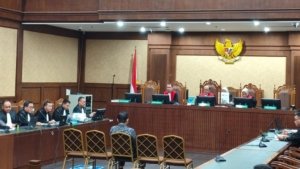 Jaksa Ungkap Aliran Gratifikasi Rp7,6 Miliar ke Eks Pejabat Bea Cukai, Ada Uang Dolar hingga Ringgit