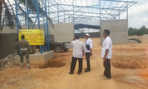 Bangun Gudang di Kawasan Rawan Banjir, Satpol PP Bangka Pasang Spanduk Penghentian