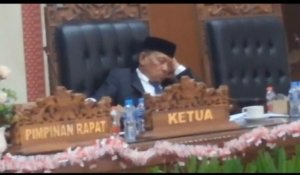 Viral Pimpinan DPRD Pangkalpinang Tertunduk saat Pidato Kenegaraan, Ketua DPRD Beri Penjelasan