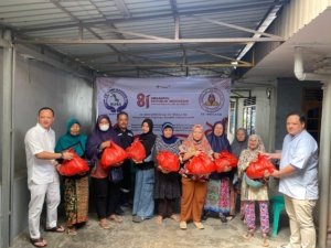 Tutup Rangkaian Berbagi di Air Itam, CV BUBA dan TRISULA Salurkan 1.500 Paket Sembako untuk Warga Pesisir