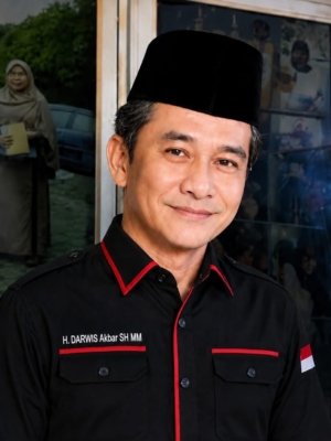 Darwis Akbar, Wartawan Senior Tetap Berkarya di Usia Senja