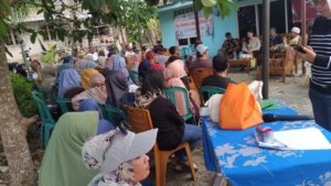 Reses di Bukit Sari, Monica Haprinda Tampung Keluhan Warga soal Pendidikan hingga Banjir