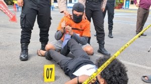 Terungkap dalam Rekonstruksi, Tersangka Tikam Anak 14 Tahun Tiga Kali hingga Meregang Nyawa