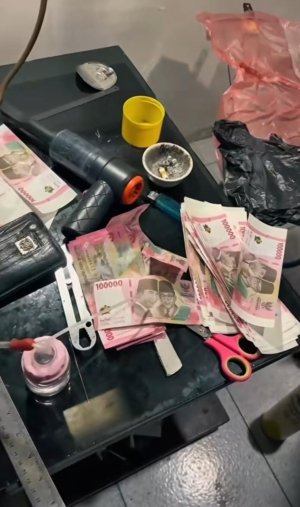 Polisi  di Rangkui, 163 Lembar Uang Palsu dan 5 Bong Sabu Diamankan