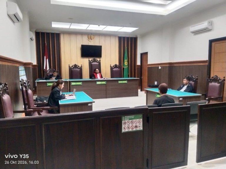 Oknum Kadus Cupat Jadi Terdakwa Penganiayaan, Akui Perbuatan di PN Mentok, Jaksa Siapkan Tuntutan